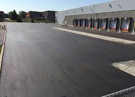 Best Asphalt Driveway Installation  in New Sharon, IA